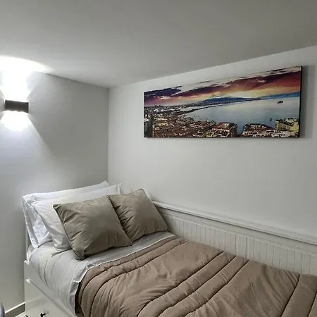 Bed and breakfast Centro La Casa Di Lello 4*