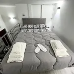 Centro La Casa Di Lello לינה וארוחת בוקר נאפולי
