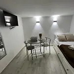 Centro La Casa Di Lello נאפולי