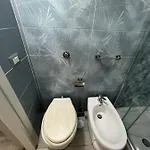 לינה וארוחת בוקר Centro La Casa Di Lello נאפולי